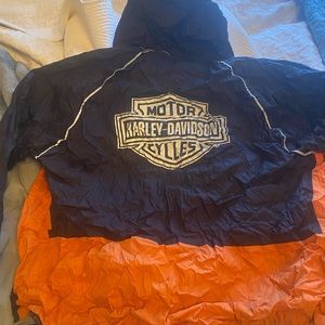 Harley Davidson rain gear nylon jacket pants suit. Zips front w hood. Women M.